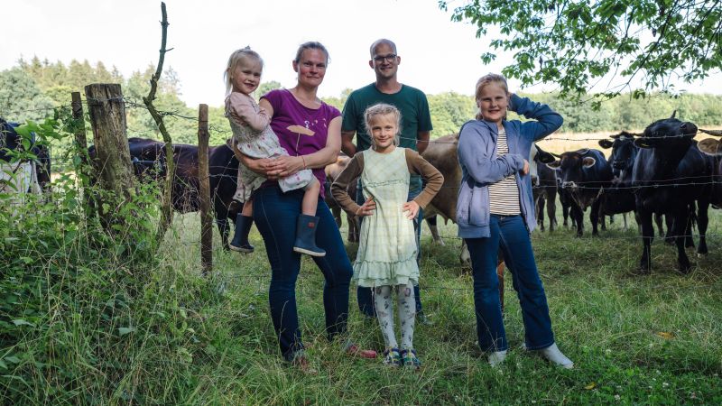 sagamedia - Dokuserien - WDR - Unsere eigene Farm - Folge 1